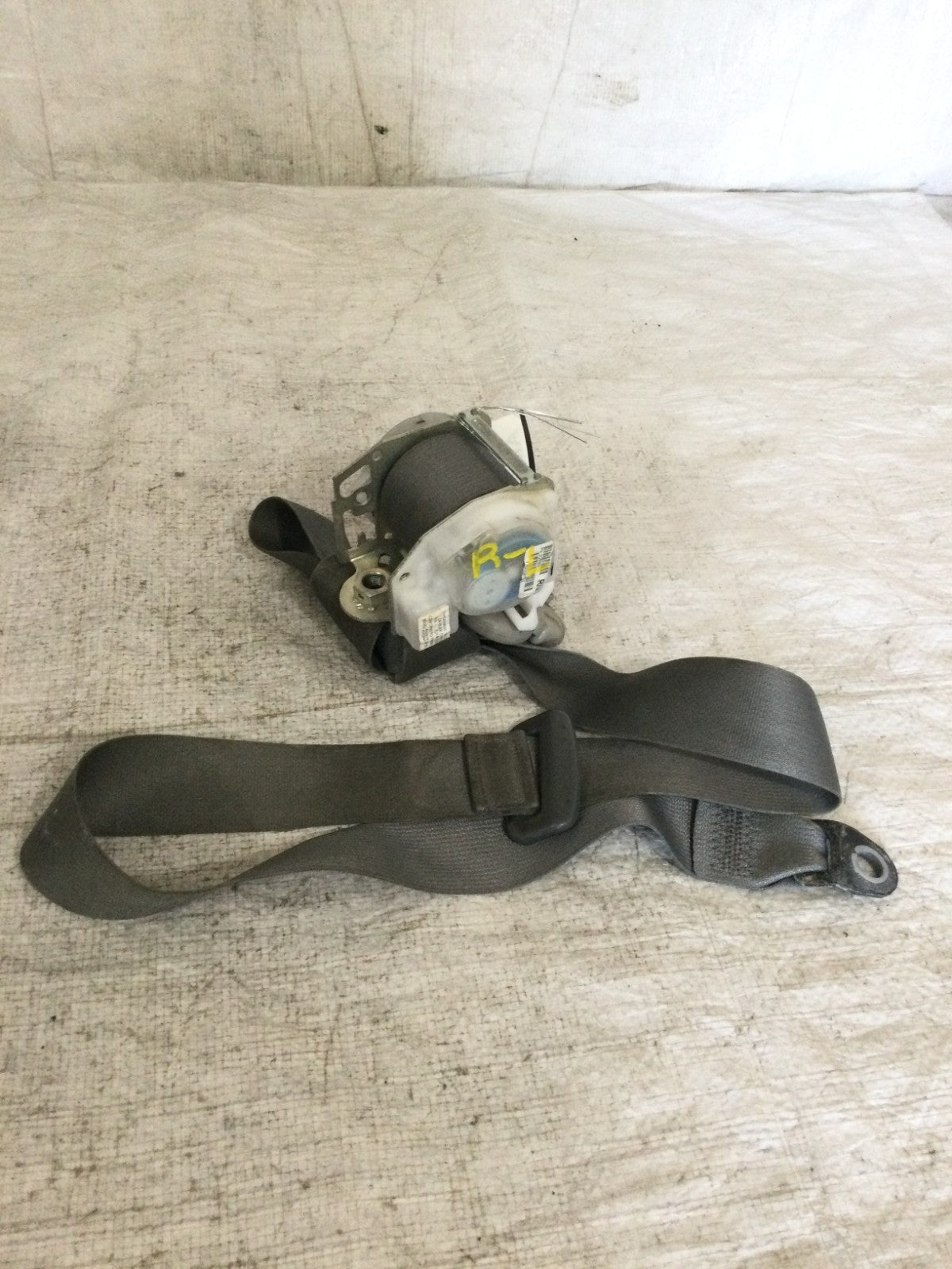 2007 Dodge Ram 1500 Rear Left Seat Belt OEM 2025850