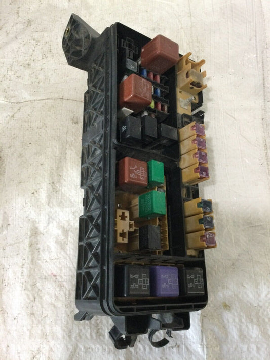 2003 Toyota Highlander Engine Fuse Box OEM