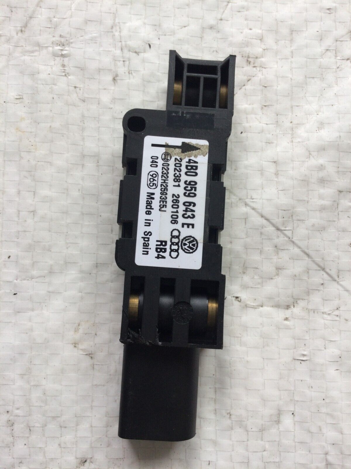 2007 Volkswagen Touareg Crash Impact Sensor Module 4B0959643E OEM