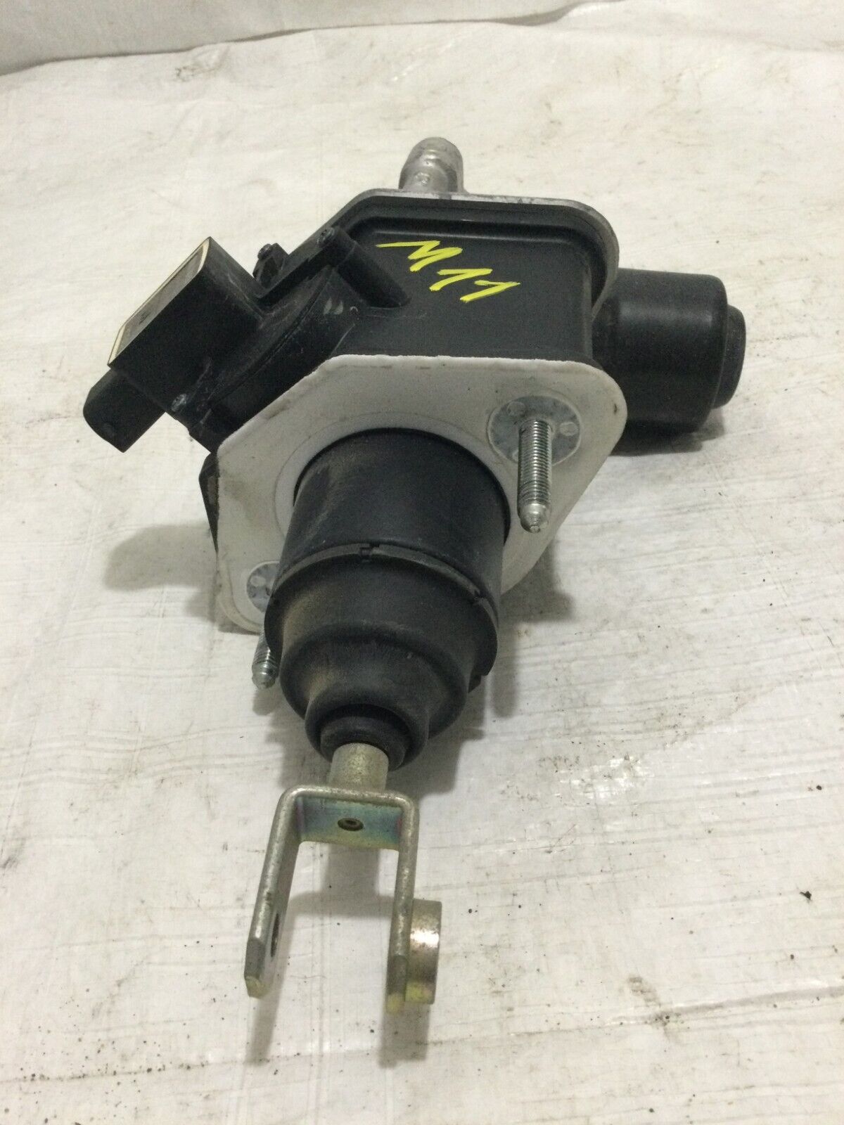 2006 Mercedes Benz 211 E55 Master Brake Cylinder OEM
