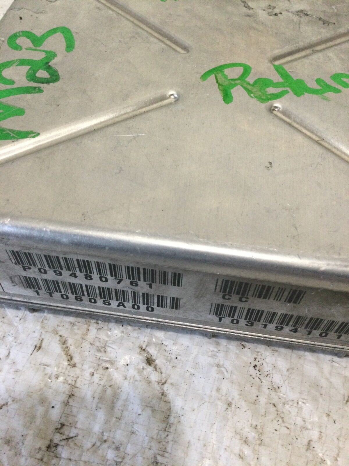 2004 Volvo S60 Transmission Control Module TCM Computer 09480761