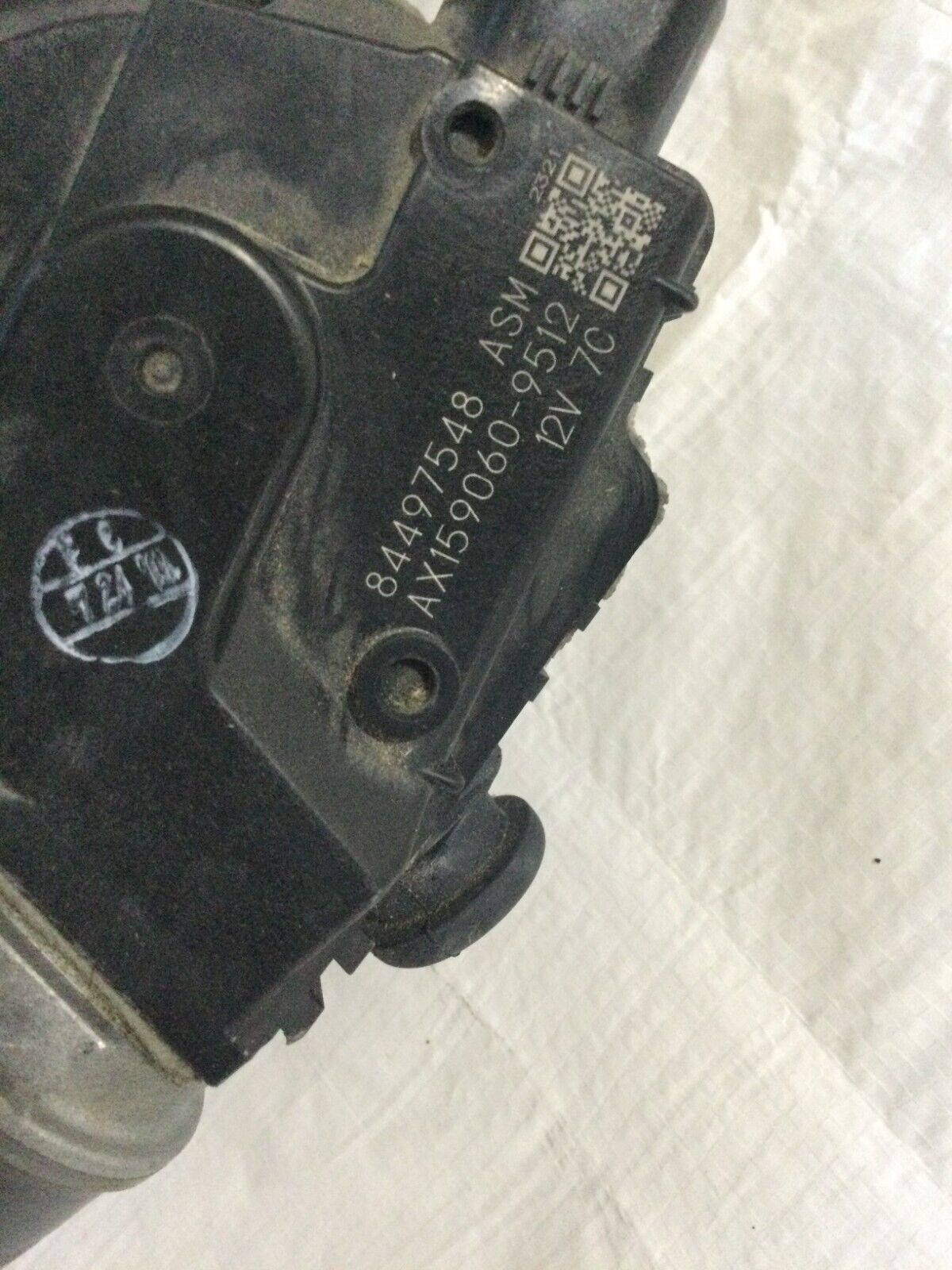 2019-2021 GMC Sierra 1500 Front Windshield Wiper Motor W/ Linkage 84497548 OEM