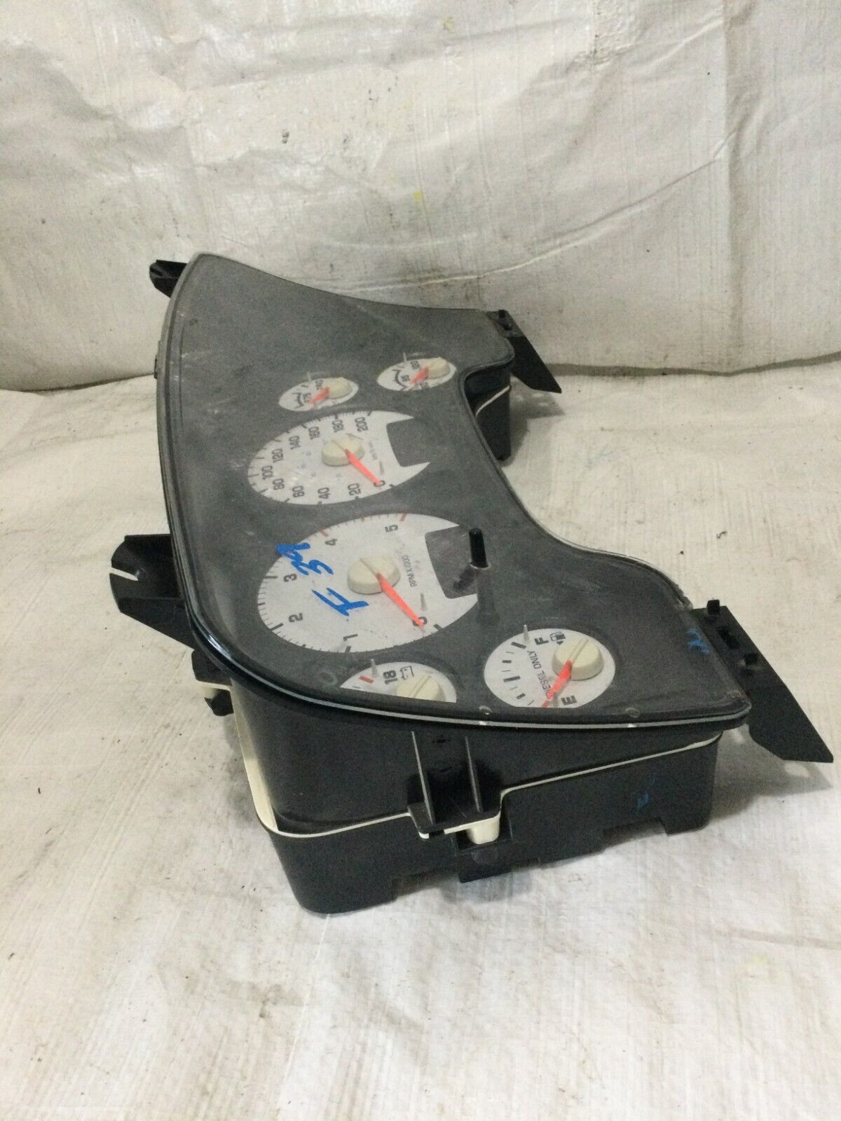 2003 Dodge Ram 2500   Speedometer Instrument Cluster Tachometer 05172048AE OEM