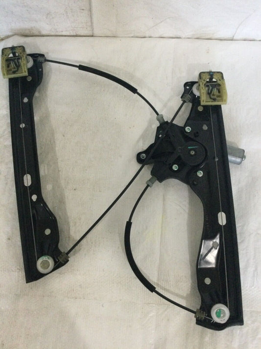 2016-2019 Chevrolet Cruze Front Right Window Regulator W/ Motor OEM