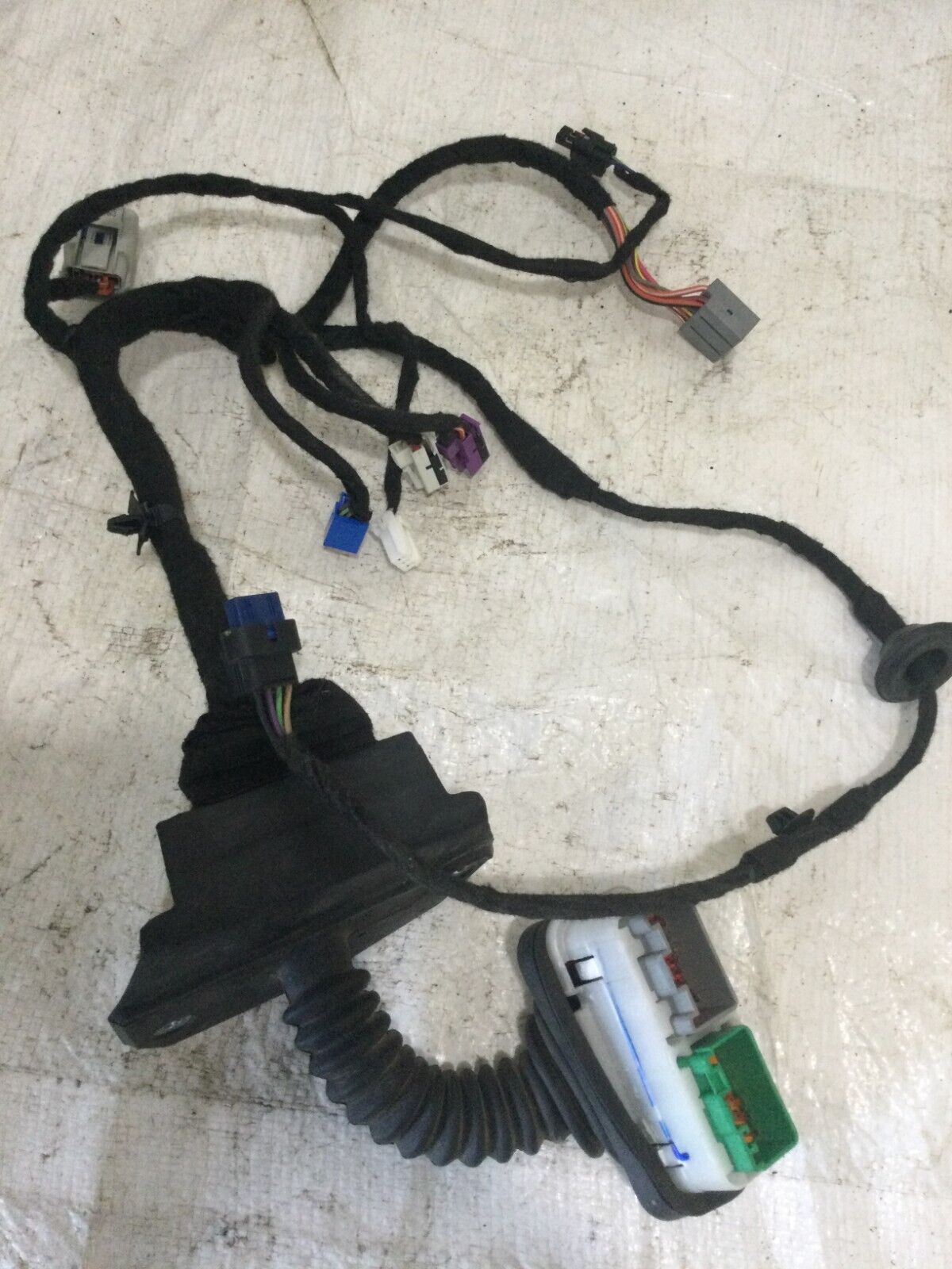 2017 RAM 1500  Front Left  Wiring Harness Module OEM