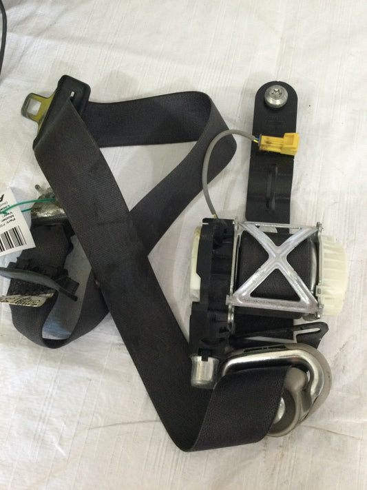 2008 GMC Yukon Front Left Driver Seat Belt OEM