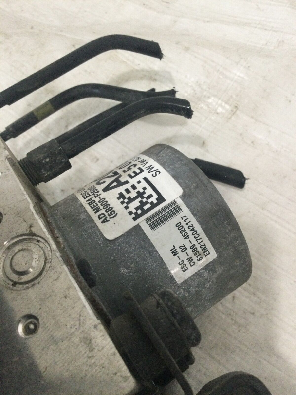 2017 Hyundai Elantra  Anti-lock Brake Parts 58900-F2500 OEM