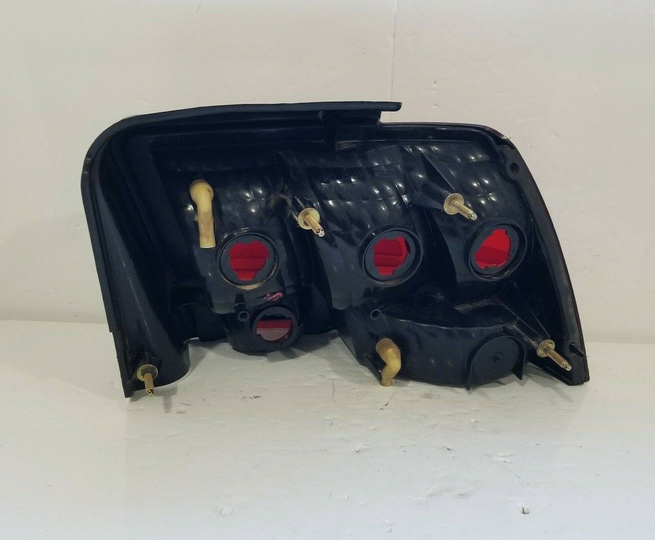 2004 Ford Mustang Tail Light Lamp Rear Left Driver Side OEM LH