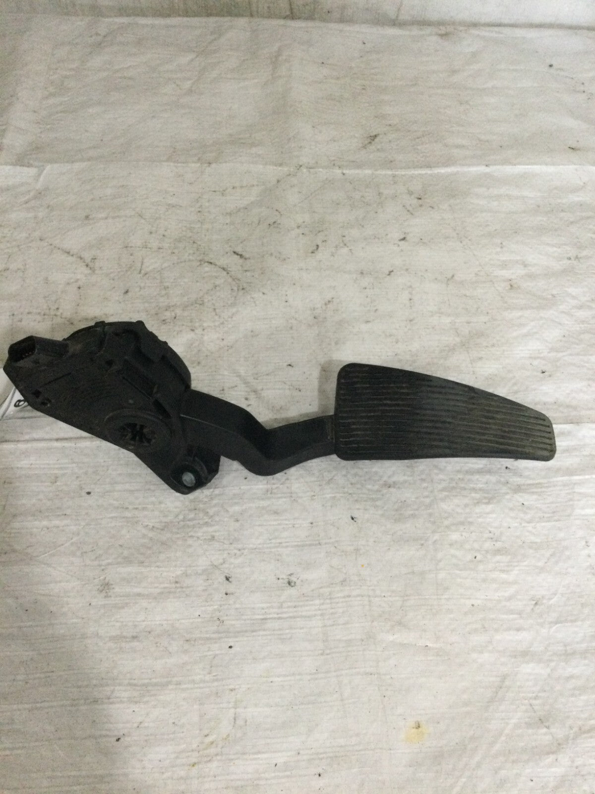 2018 Dodge Ram 1500 Accelerator Pedal 68043161AD OEM