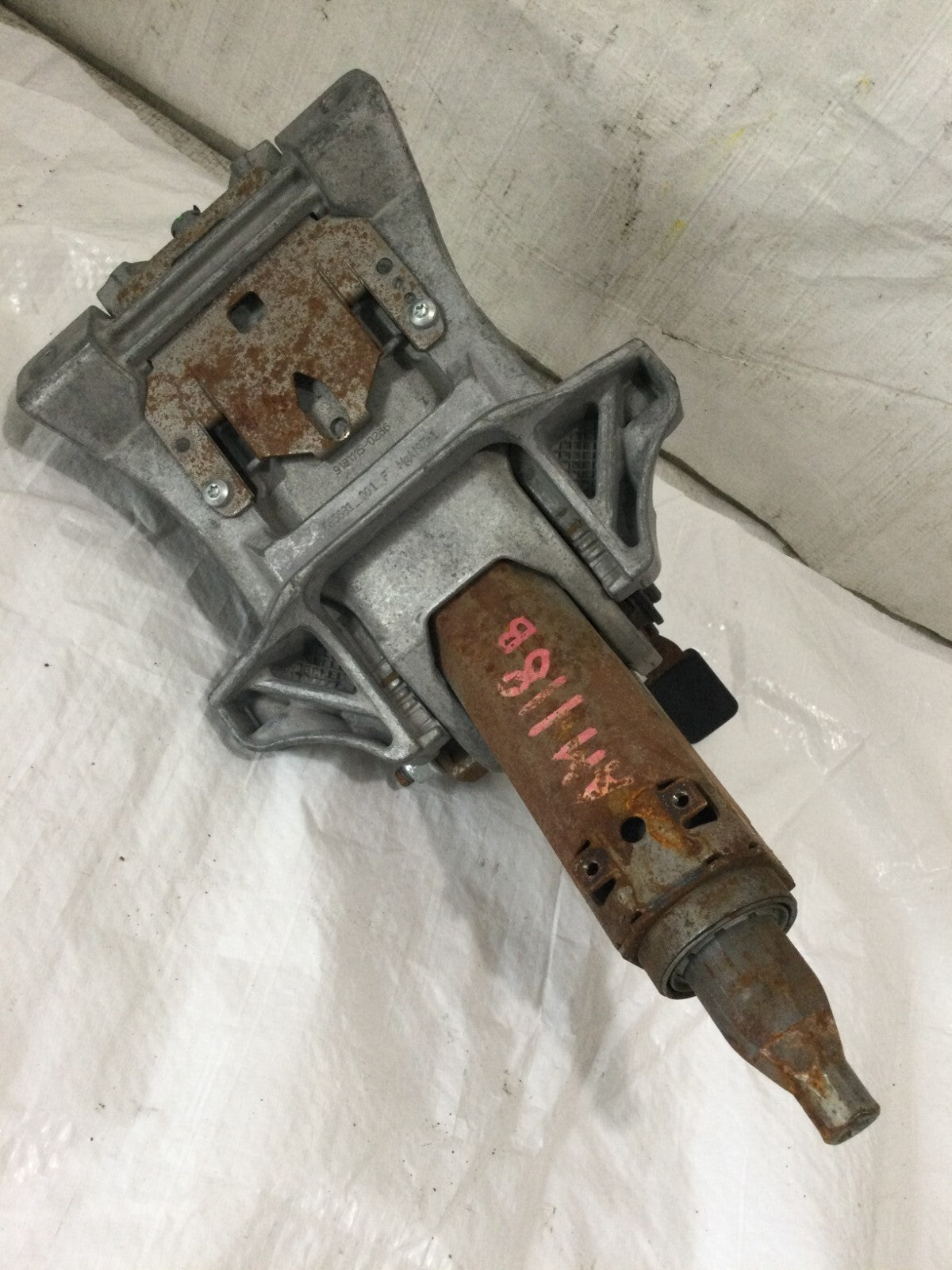 2019 Ford Taurus Steering Column Assembly OEM DG13-3C529-CG