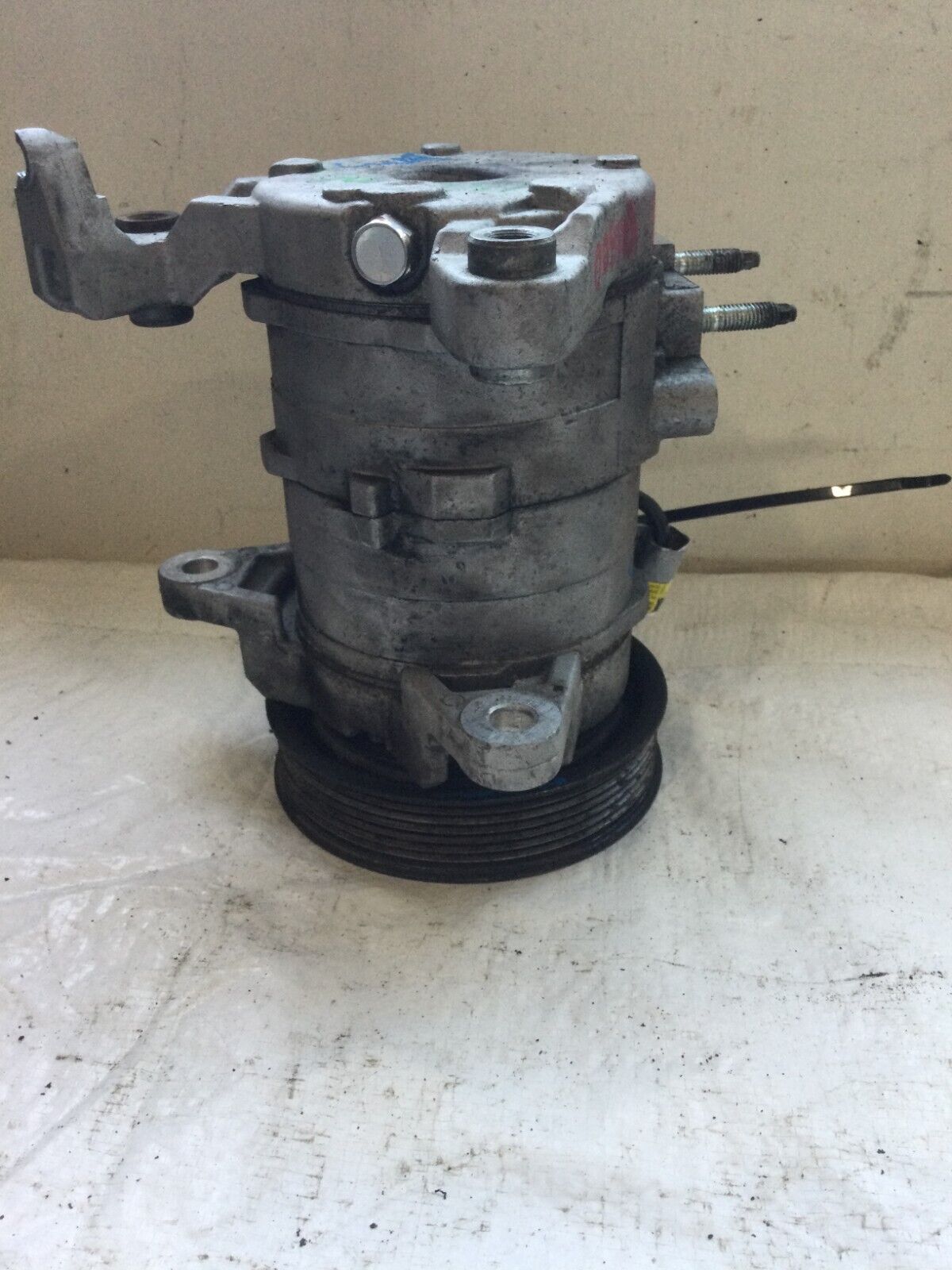2004_2007 DODGE PICKUP 1500 A/c Air Compressor  5.7L