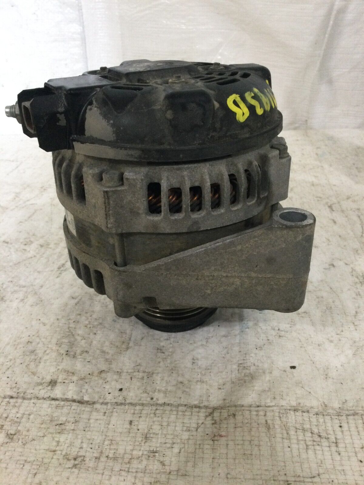 2018 Chevrolet Silverado 1500 Alternator Motor 84143543 OEM 5.3L