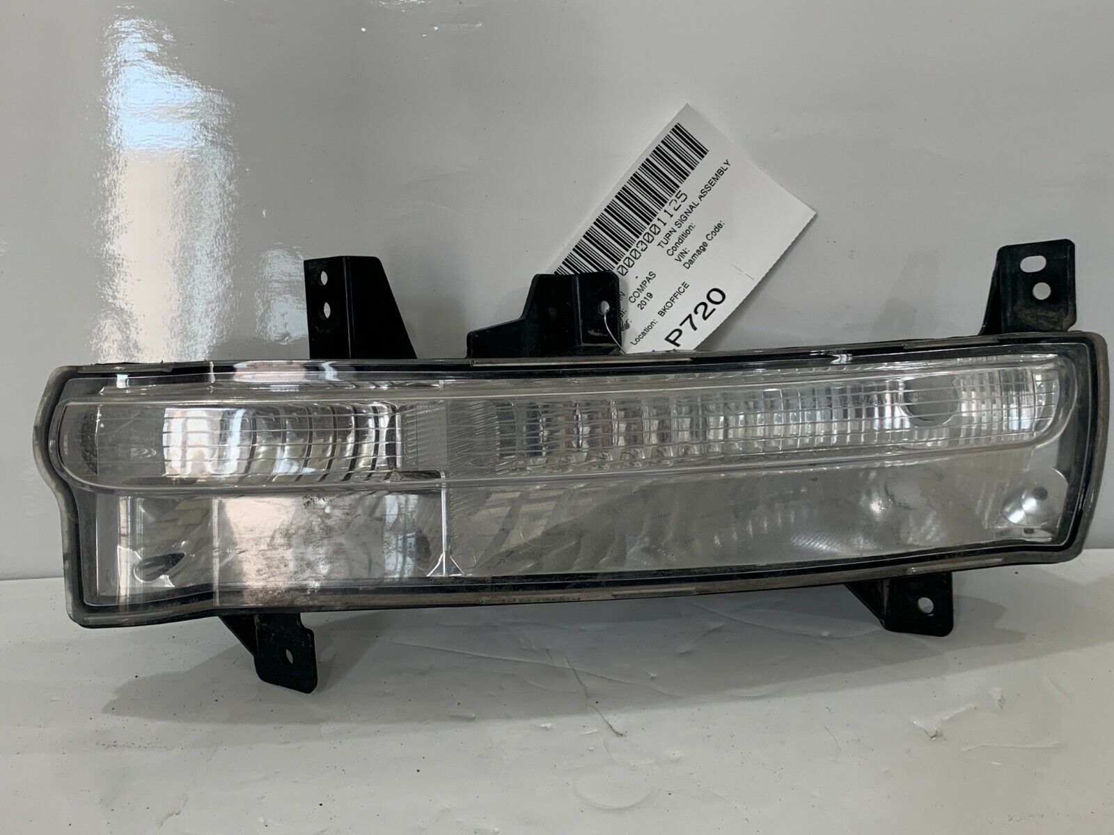 2017 2018 2019 2020 2021 Jeep Compass Halogen OEM RH Turn Signal 55112720AB