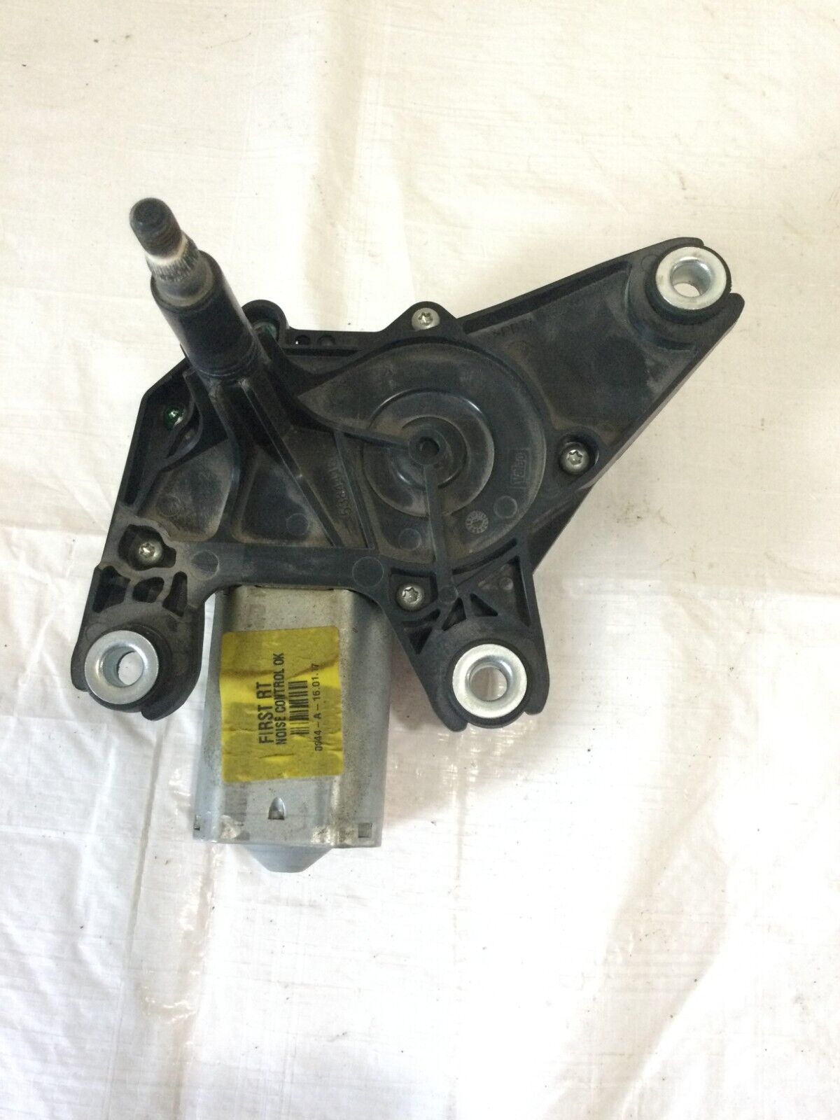 2017 Dodge Grand Caravan Rear Windshield Wiper Motor 05113411AC OEM