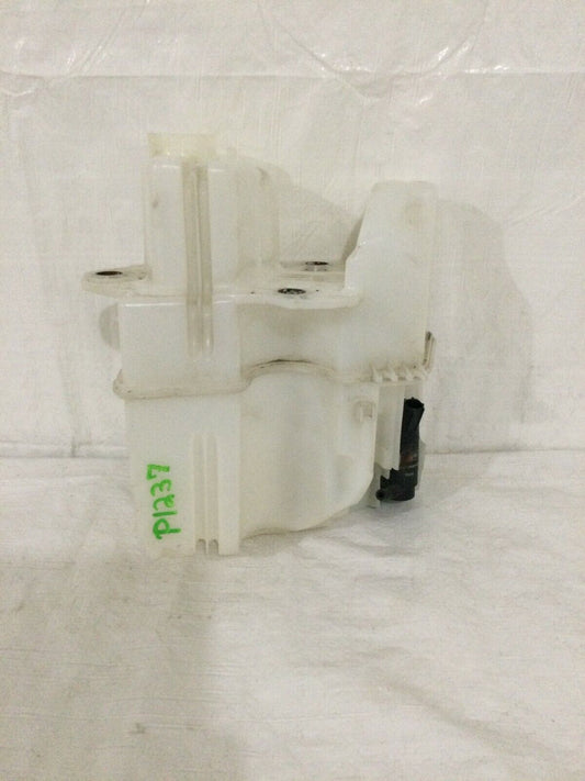 2006 Volvo V70 Windshield Washer Fluid Reservoir 9178881 OEM