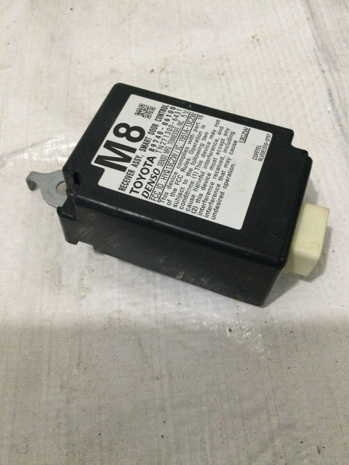 2016 Toyota Camry Smart Door Entry Control Module 89740-08010 OEM