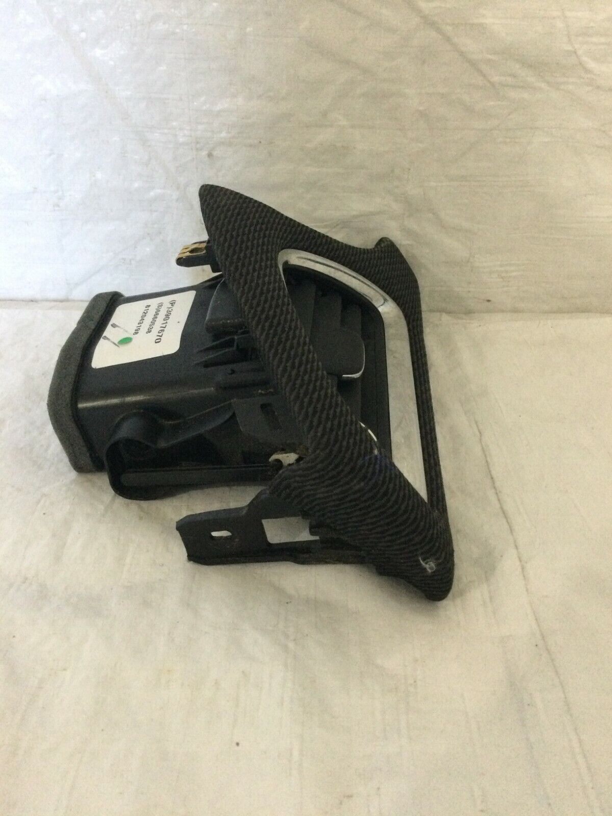 2016-2019 For Chevrolet Cruze Front Dash Driver Left Side AC VENT 39017670 OEM