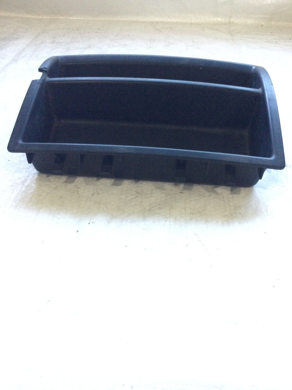 2007 Volkswagen Touraeg Center Console Storage Bin Tray 7L6857923 OEM