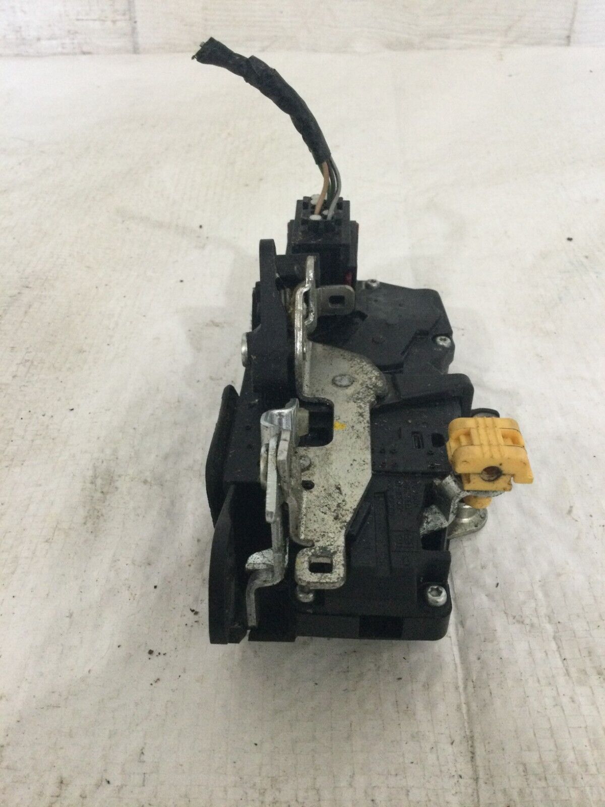 2005-2007 Hummer H2 Front Left Door Lock Latch Actuator OEM