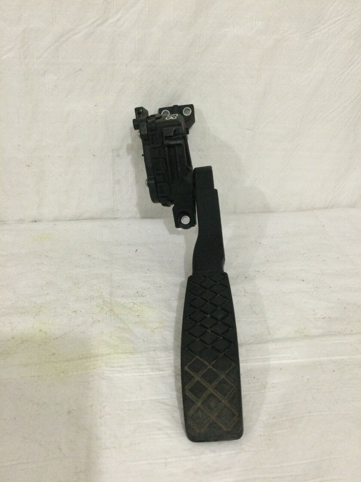 2007 Volkswagen Touareg Accelerator Gas Pedal OEM 3.6L
