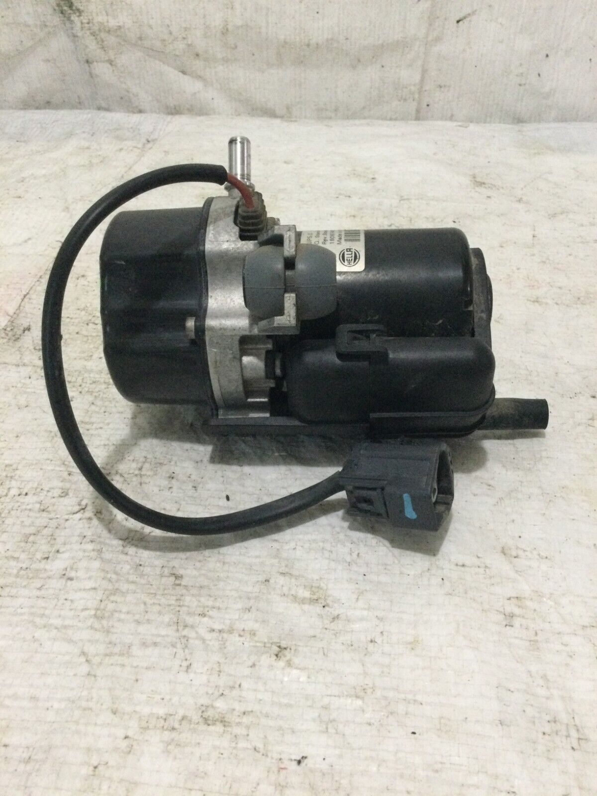 2017 2018 2019 Dodge Ram 1500 Brake Booster Vacuum Pump 180974527 OEM