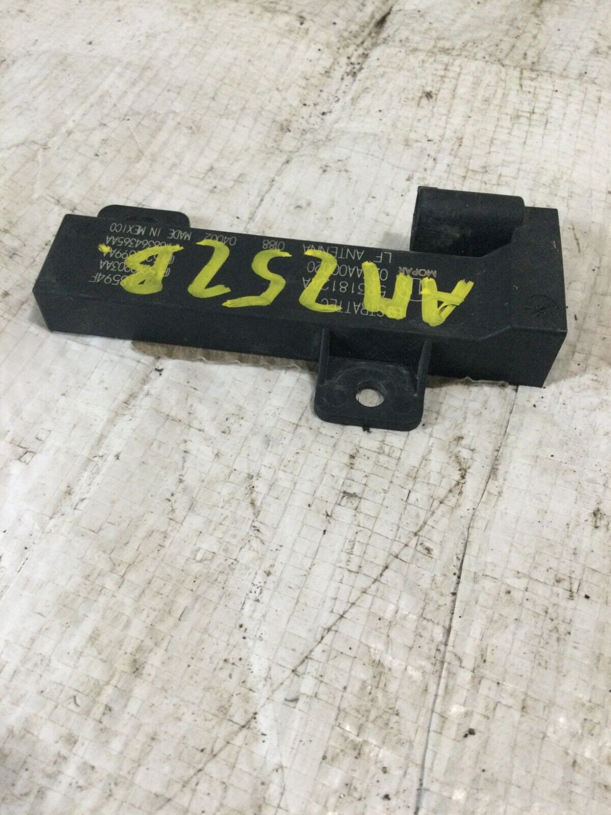 2019 Ram 1500 Remote Keyless Entry Antenna Module 5931812AA OEM