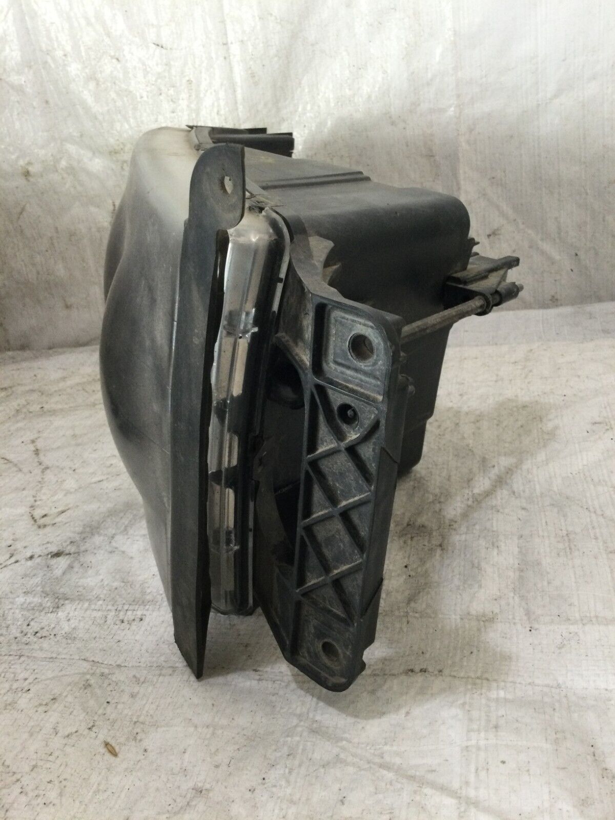 2005 Dodge Ram 1500 Headlight Right Passenger Side OEM RH