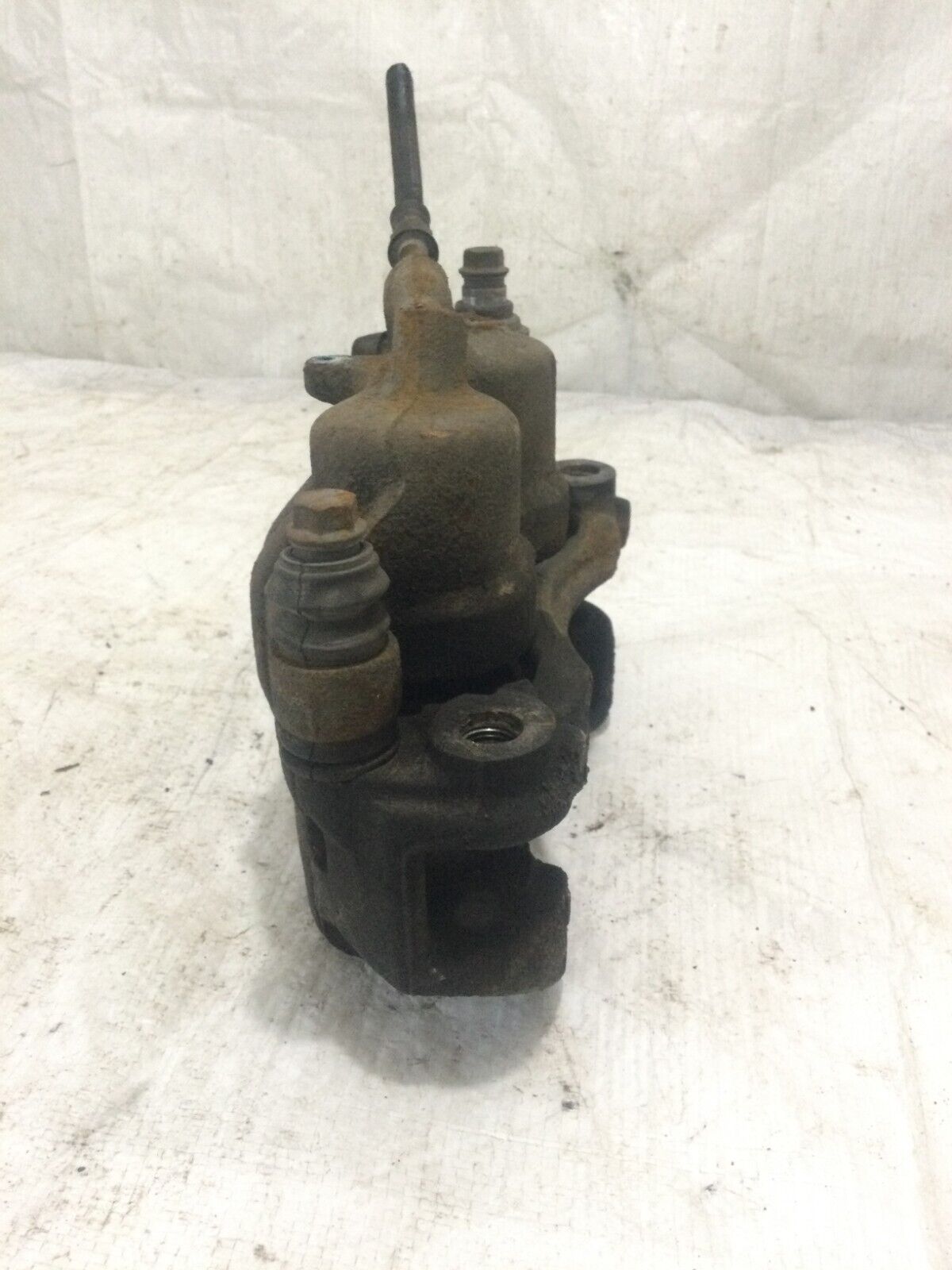 2006 Dodge Sprinter 2500 Bosch Front Right Brake Caliper OEM