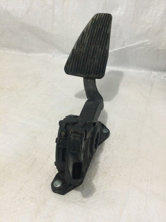 2016 RAM 2500 Accelerator Gas Pedal Assembly 68043161AD OEM