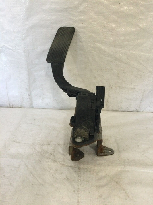 2011 Chevrolet Silverado 1500 Accelerator Gas Pedal OEM 25832864