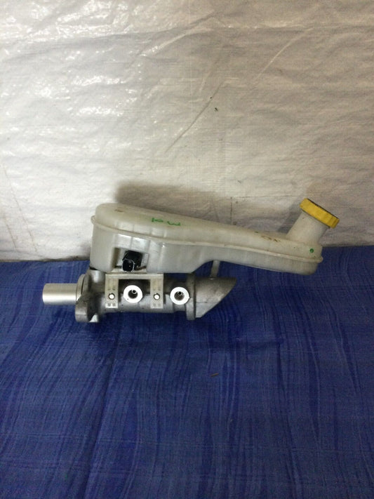 2014 Dodge Journey Brake Master Cylinder With Fluid Reservoir Tank OEM