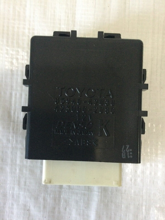 2018 Toyota Rav4 Wiper Relay Control Unit Module 85940-42030 OEM