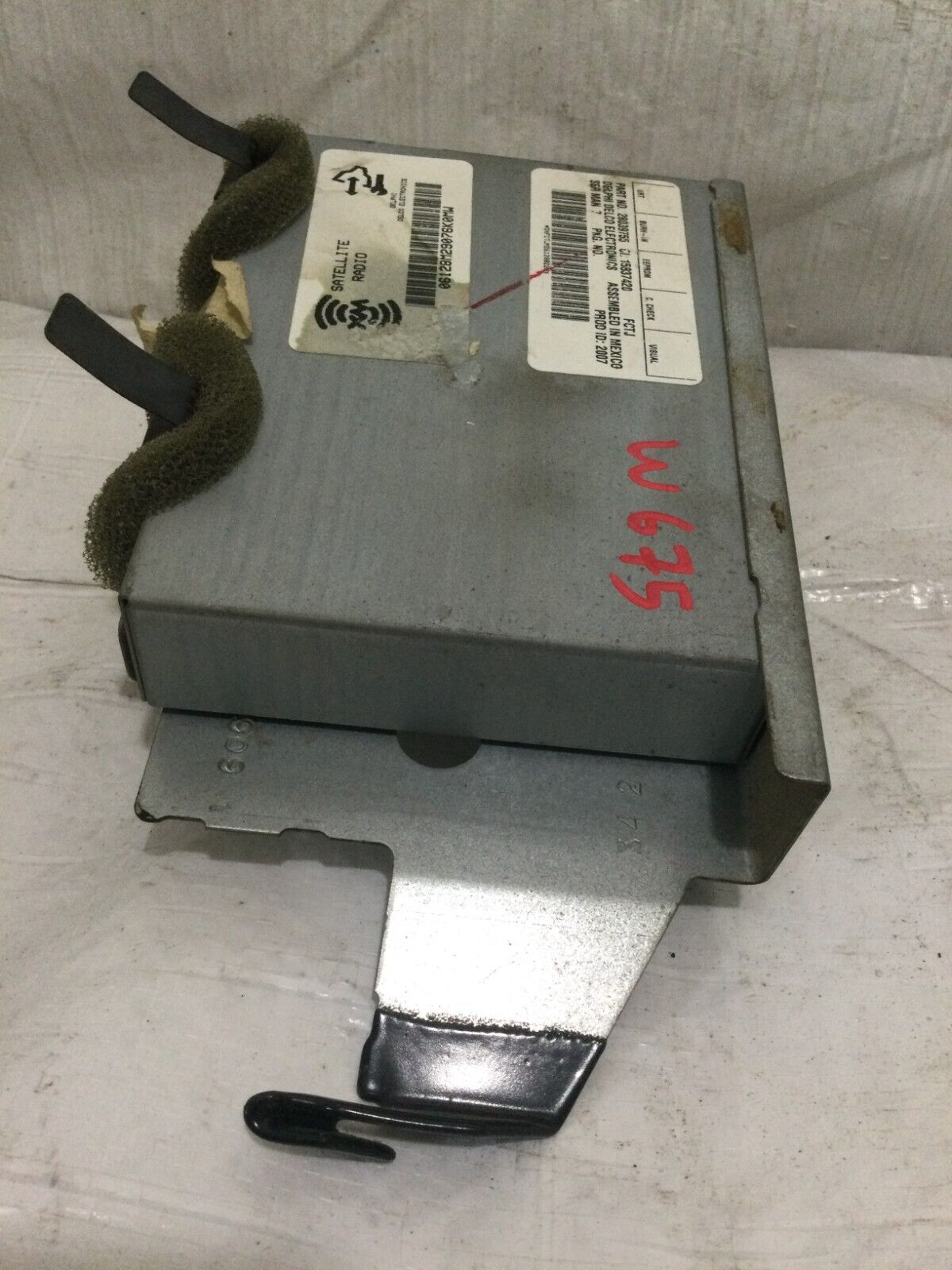 2006-2010 Hummer H3 SatelIite Radio Control Receiver Module OEM  28039755