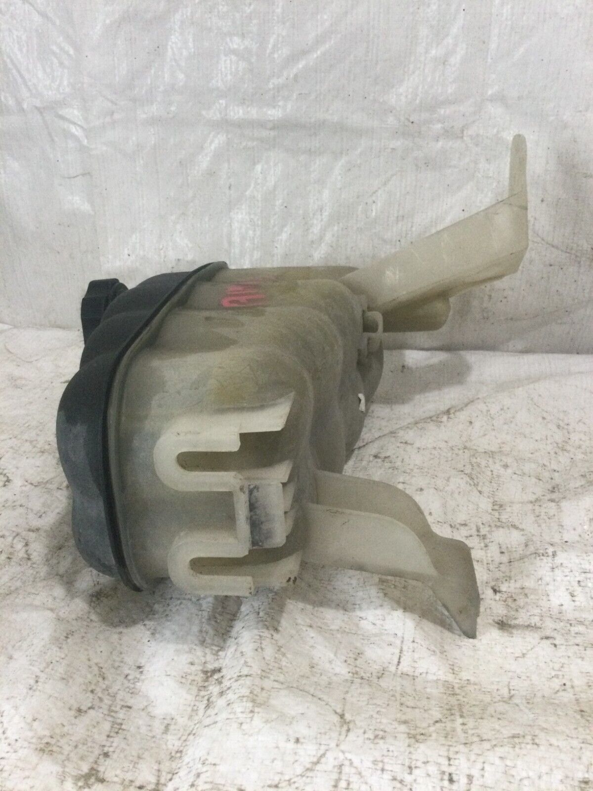 2007 Cadillac Escalade ESV Washer Fluid Reservoir Bottle OEM