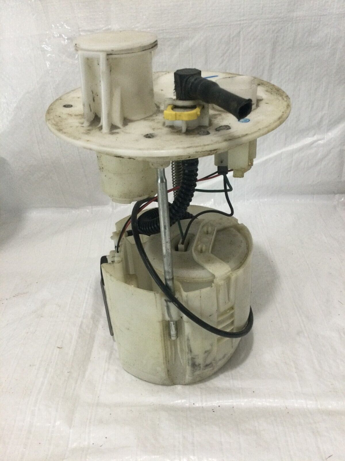 2017-2018 Toyota Corolla 1.8L Sedan Fuel Pump Assembly OEM