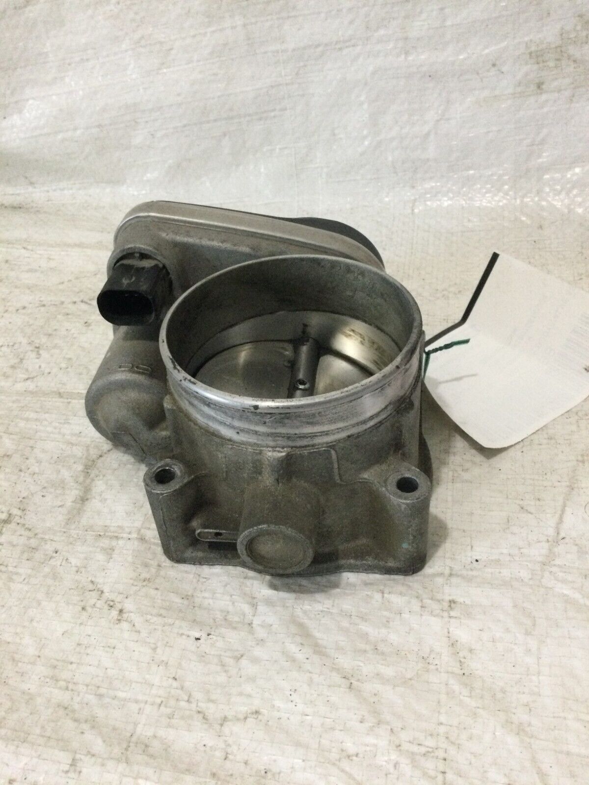 2005 Dodge Ram 1500 Throttle Body Valve Assembly OEM