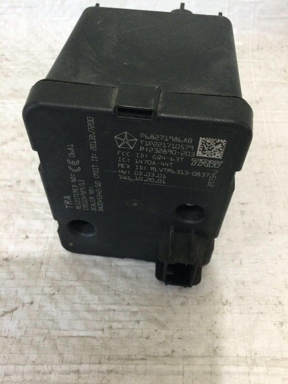 2018 Dodge Ram 1500 Igntion Node Module W/ Key 68271986AB OEM