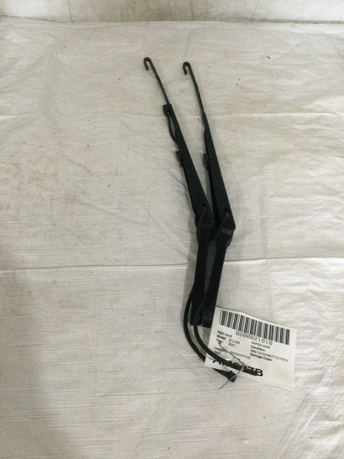 2001 Chevrolet Silverado 2500 Wiper Arm Set OEM