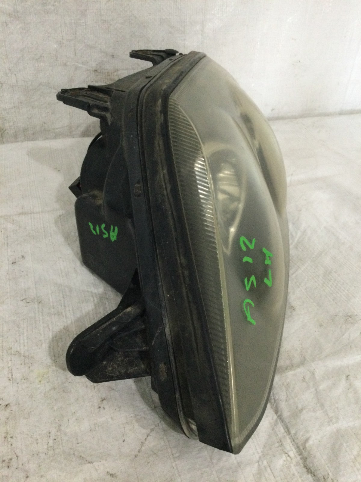 2003 Hyundai Tiburon Left Driver Side Headlight OEM 92101-2CXXX