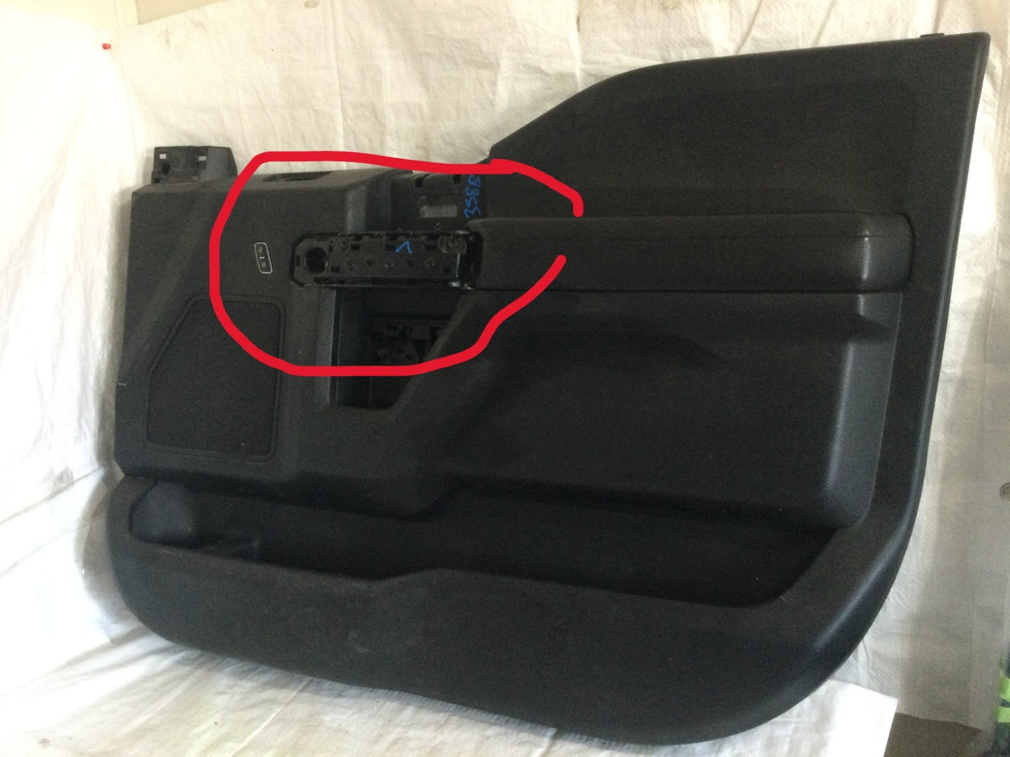 2018 Ford F150 Front Right Door Trim Panel OEM JL3B 1823942 DA3ZHE