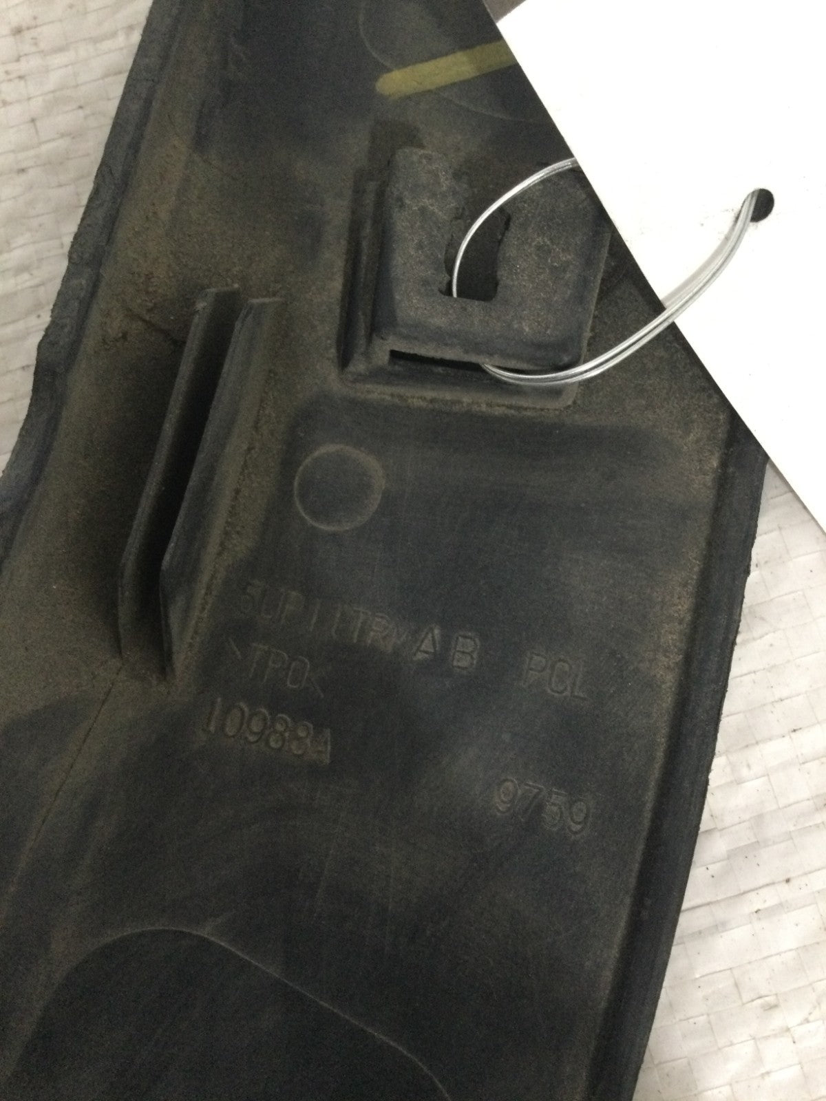 2017-2025 Jeep Compass Front LH Wheel Fender Flare Molding OEM 5UP11TRMAB