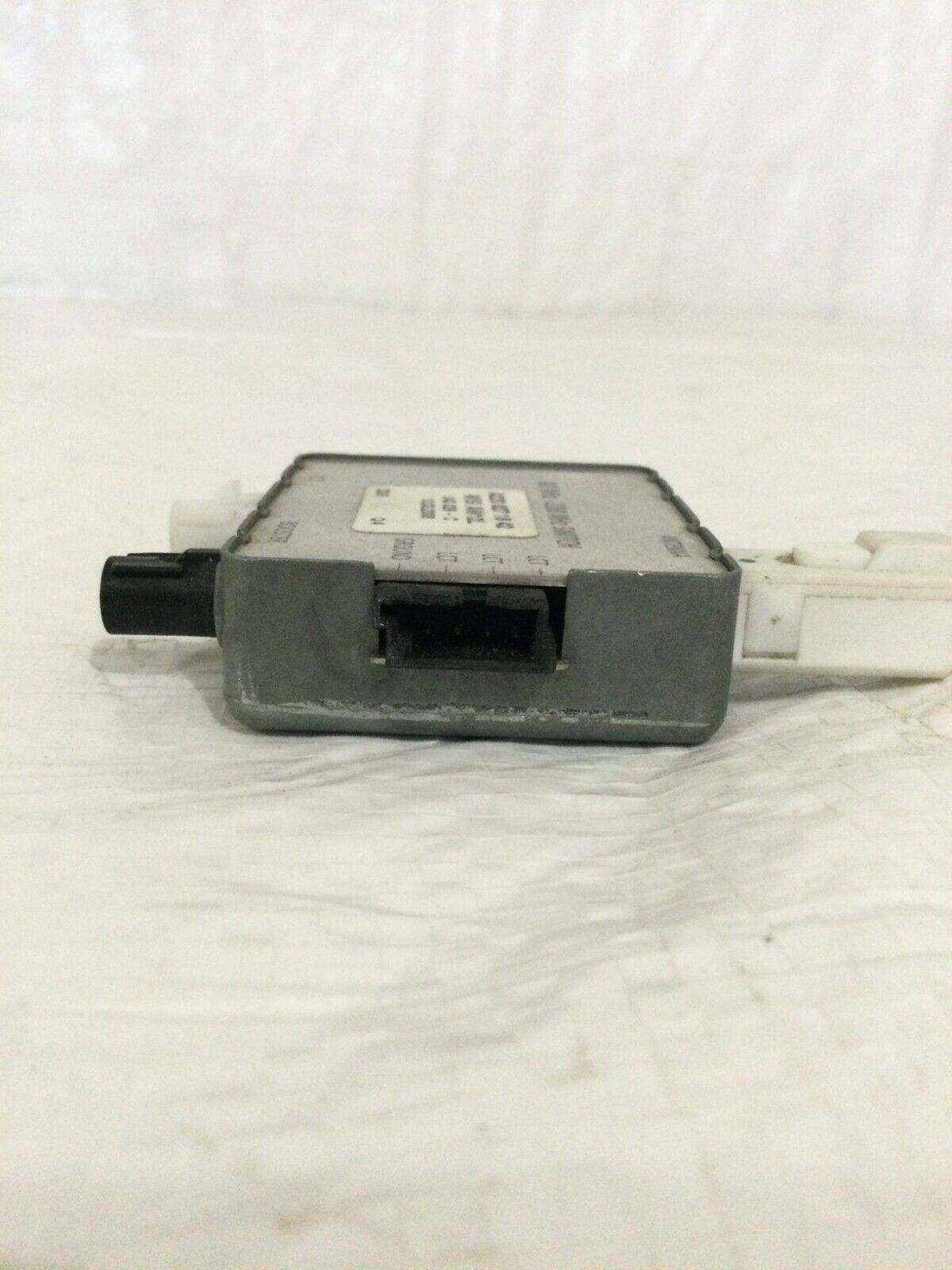 2003-2006 Mercedes Benz W211 E55AMG Antenna Booster Phone Amplifier Module OEM