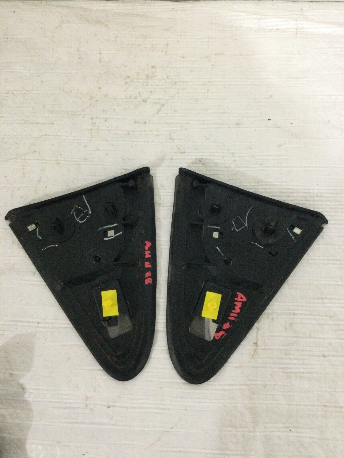 2019  Ford Taurus Rear Right & Left Quarter Outer Molding Trim OEM AG13-5428166