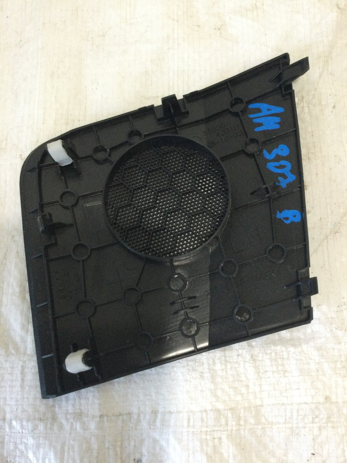 Driver Side Left Tweeter Speaker Cover 55535-0R010 Toyota RAV4 2018