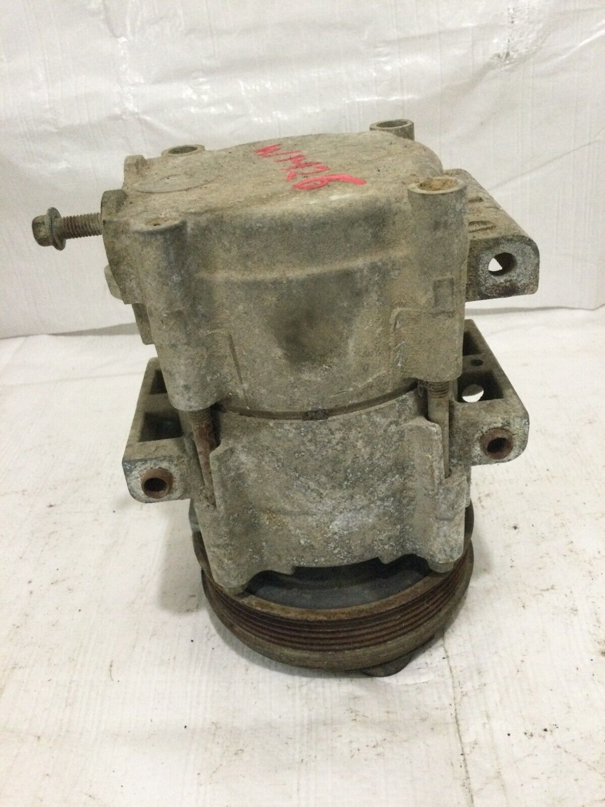 2006 Ford F-150  A/C Air Conditioning Compressor OEM