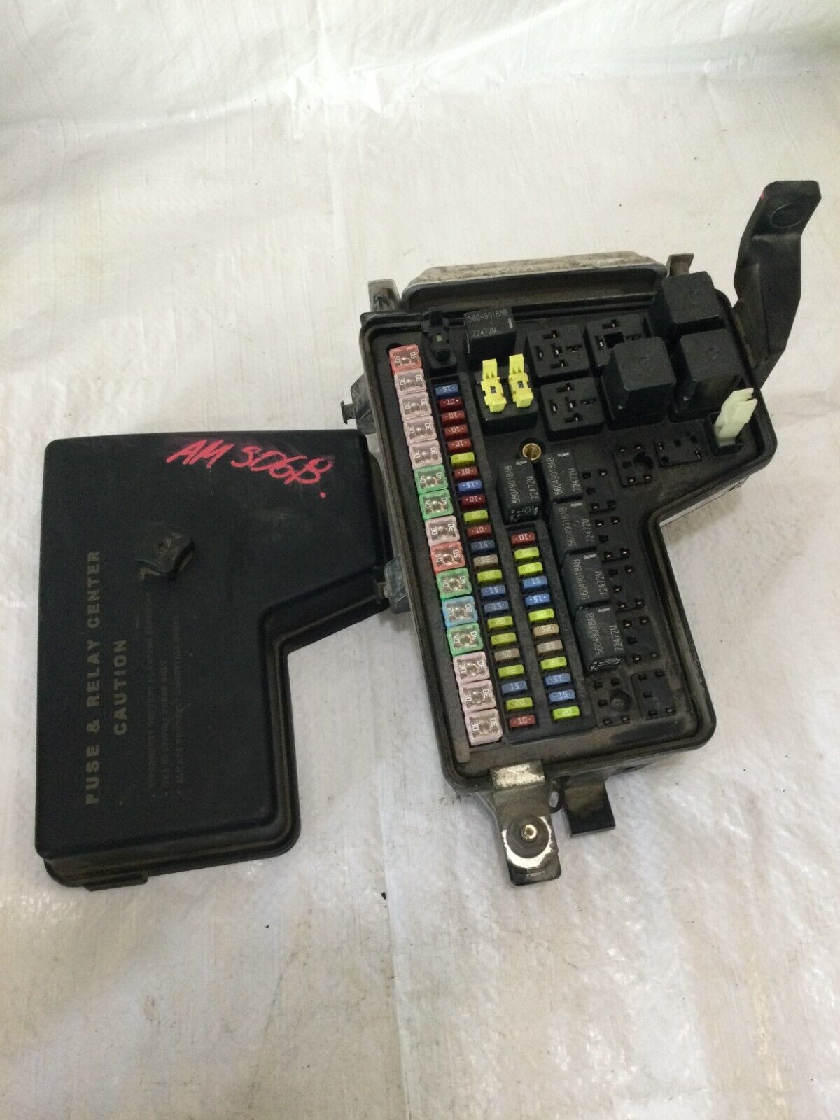 2004  Dodge Ram 1500 Engine Fuse  Box Realy  Module 56051039AD OEM