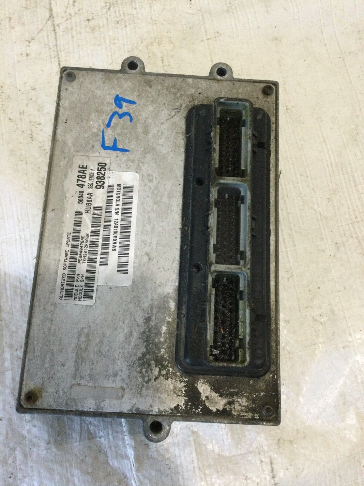 2003 Dodge Ram 2500 Cummins Diesel  5.9L  Engine Motor  56040478AE OEM