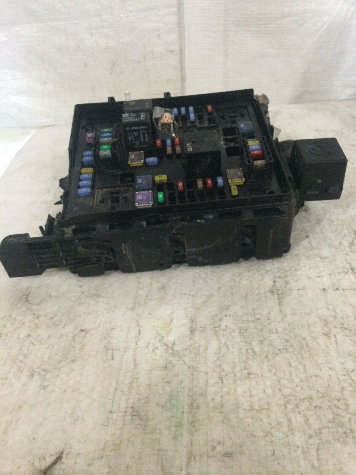 2019-2021 Chevrolet Blazer Fuse Relay Junction Block OEM 3.6L 84412831