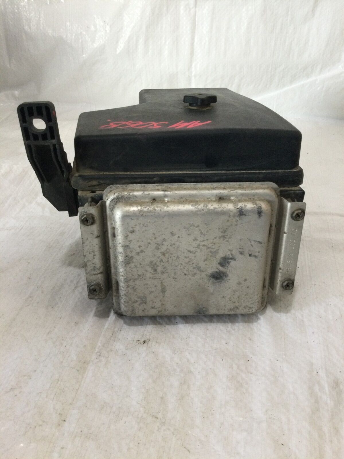 2004  Dodge Ram 1500 Engine Fuse  Box Realy  Module 56051039AD OEM