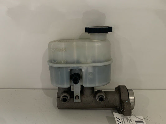 2009 GMC Sierra 1500 Master Brake Cylinder 5.3L OEM